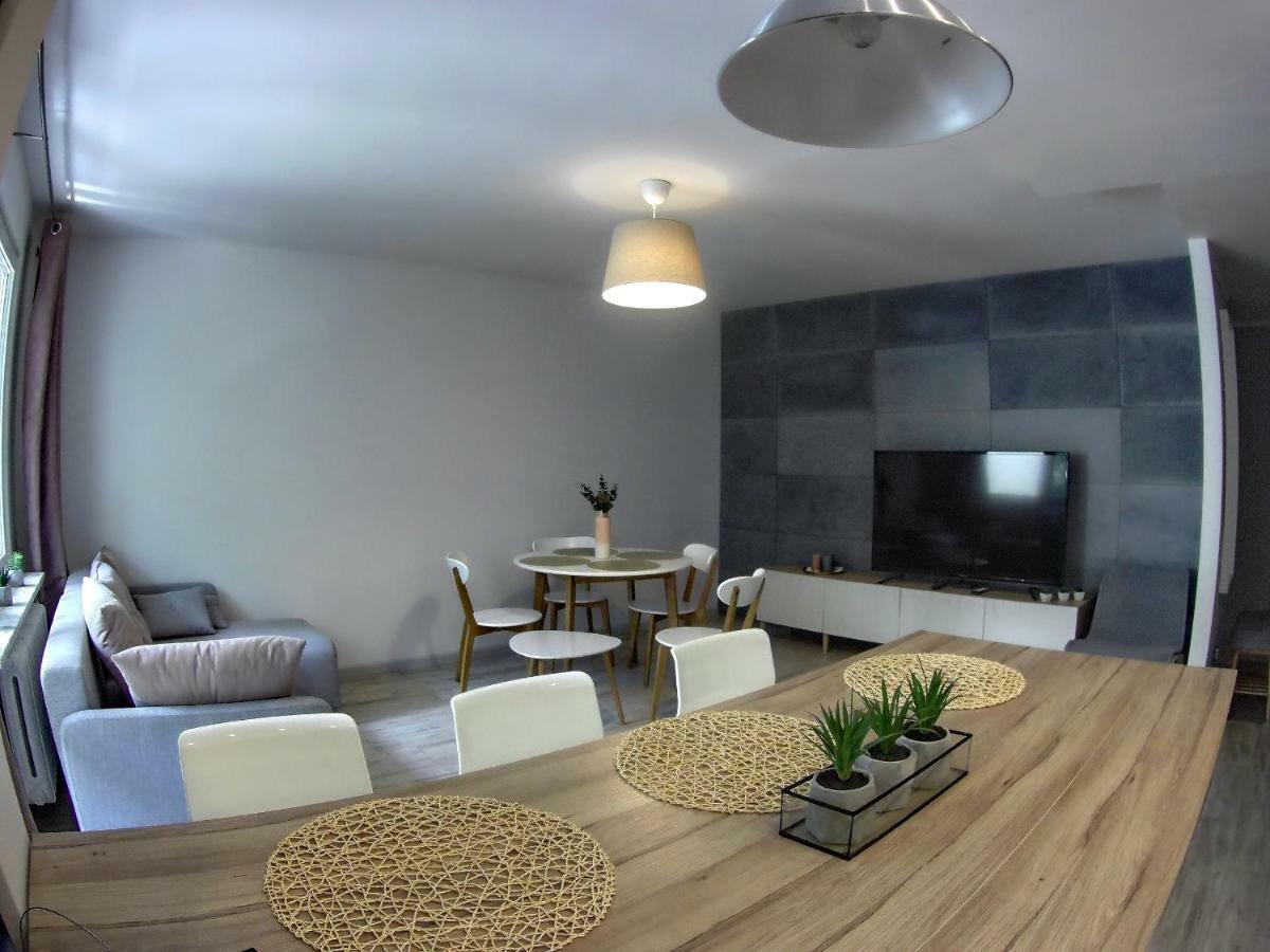 Apartment Antek Krasków Eksteriør bilde